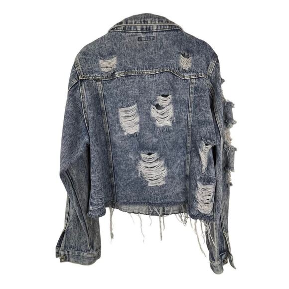 Kroix Women's Size 3x Distressed Denim Jean Jacket Raw Hem Embellished - Picture 3 of 7